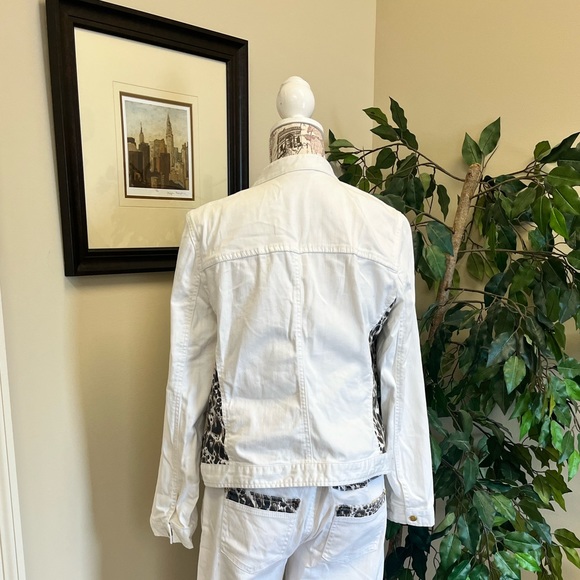 Chicos animal print jacket and pants set - Picture 5 of 7